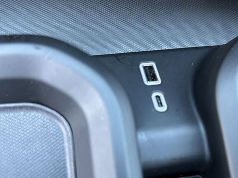 Used 2024 GMC Sierra 2500 Denali w/ Denali Reserve Package image 23