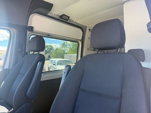 Used 2019 Mercedes-Benz Sprinter 2500 image 21
