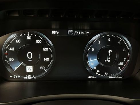 Used 2016 Volvo XC90 T6 R-Design image 15