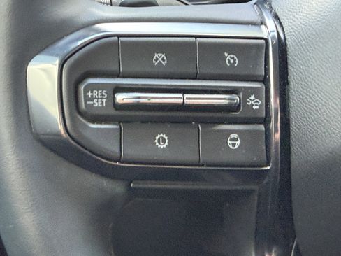 Used 2025 GMC Acadia AT4 w/ Super Cruise Package AWD/4WD image 17