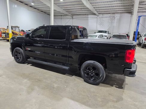 Used 2018 Chevrolet Silverado 1500 LTZ Z71 w/ LTZ Plus Package AWD/4WD image 8