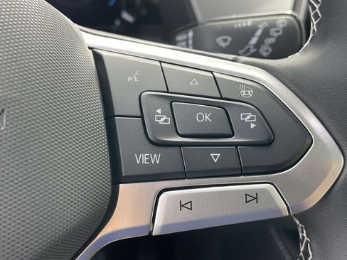 New 2026 Volkswagen Atlas Cross Sport SE FWD image 21