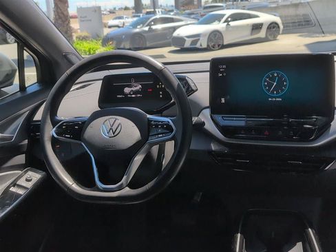 Used 2024 Volkswagen ID.4 2WD image 9