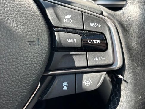Used 2019 Honda Accord Touring image 14