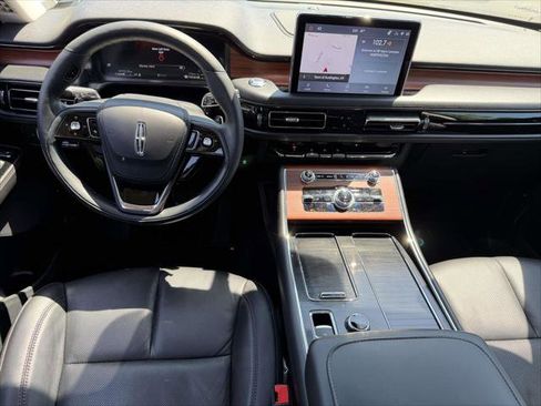 Used 2023 Lincoln Aviator Reserve w/ Equipment Group 201A AWD/4WD image 15