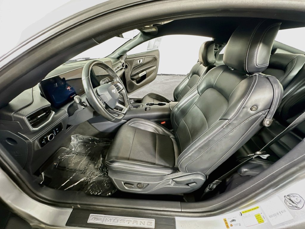 Used 2024 Ford Mustang GT Premium RWD image 17