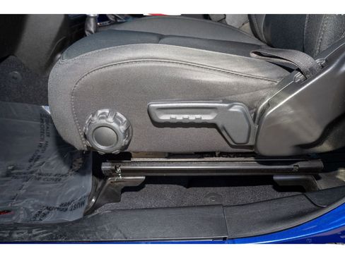 Used 2018 Jeep Wrangler Unlimited Sport image 25