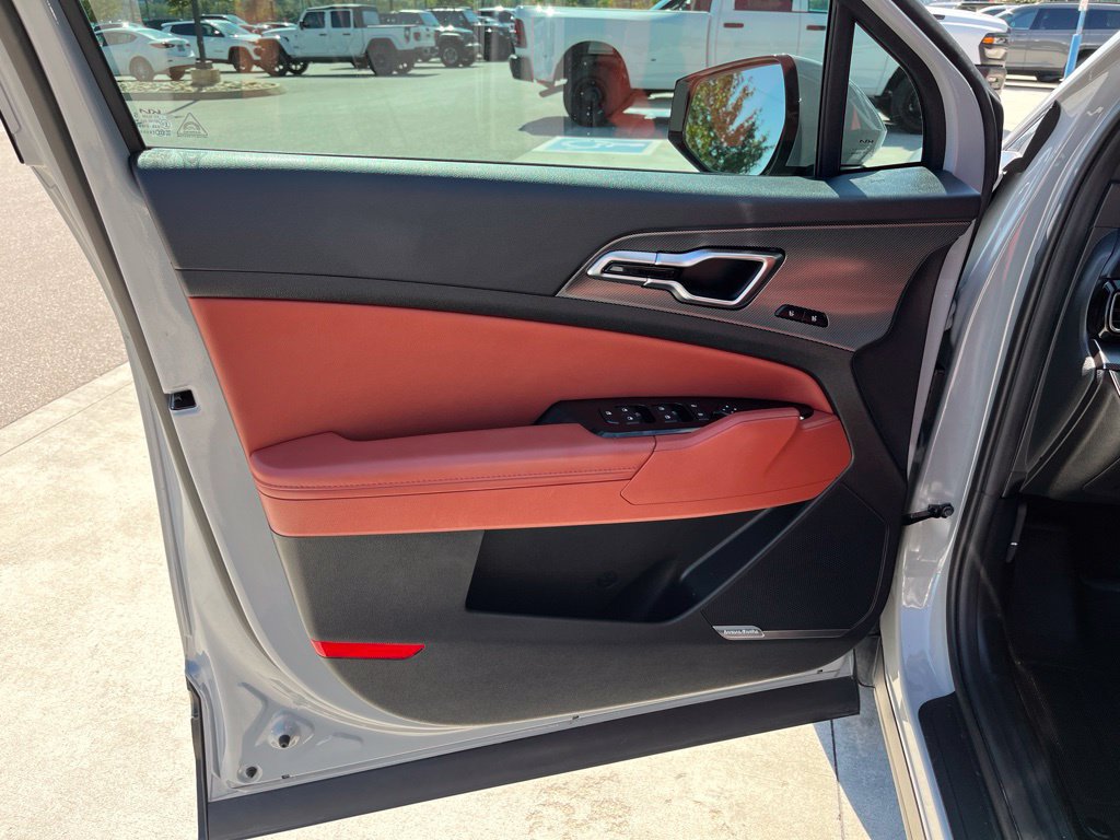 Used 2024 Kia Sportage SX FWD image 5