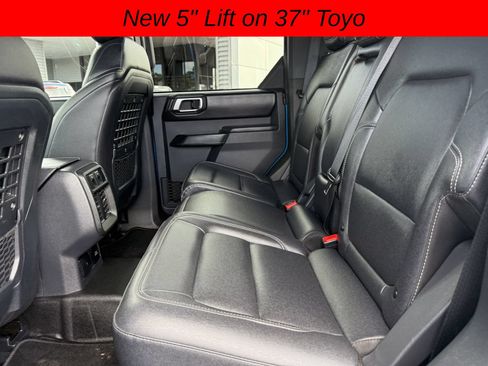 Used 2025 Ford Bronco Badlands AWD/4WD image 20