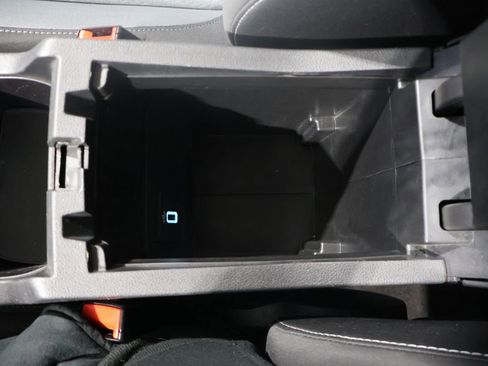 Used 2019 Ford Escape SE image 33