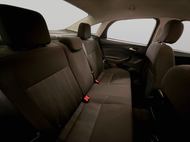 Used 2017 Ford Focus SE FWD image 27