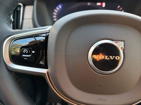 New 2026 Volvo XC90 B6 Plus w/ Protection Package Premier image 22