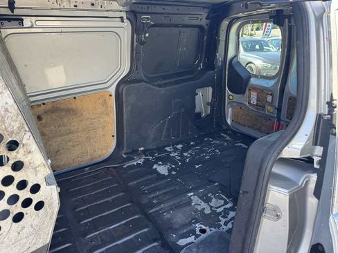 Used 2018 Ford Transit Connect XL image 19