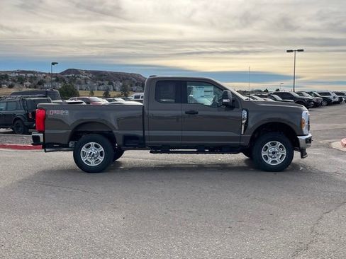 New 2026 Ford F250 XLT w/ FX4 Off-Road Package image 6