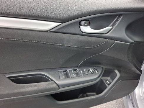 Used 2017 Honda Civic EX-T image 12