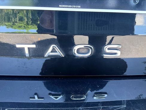 Used 2024 Volkswagen Taos S FWD image 10