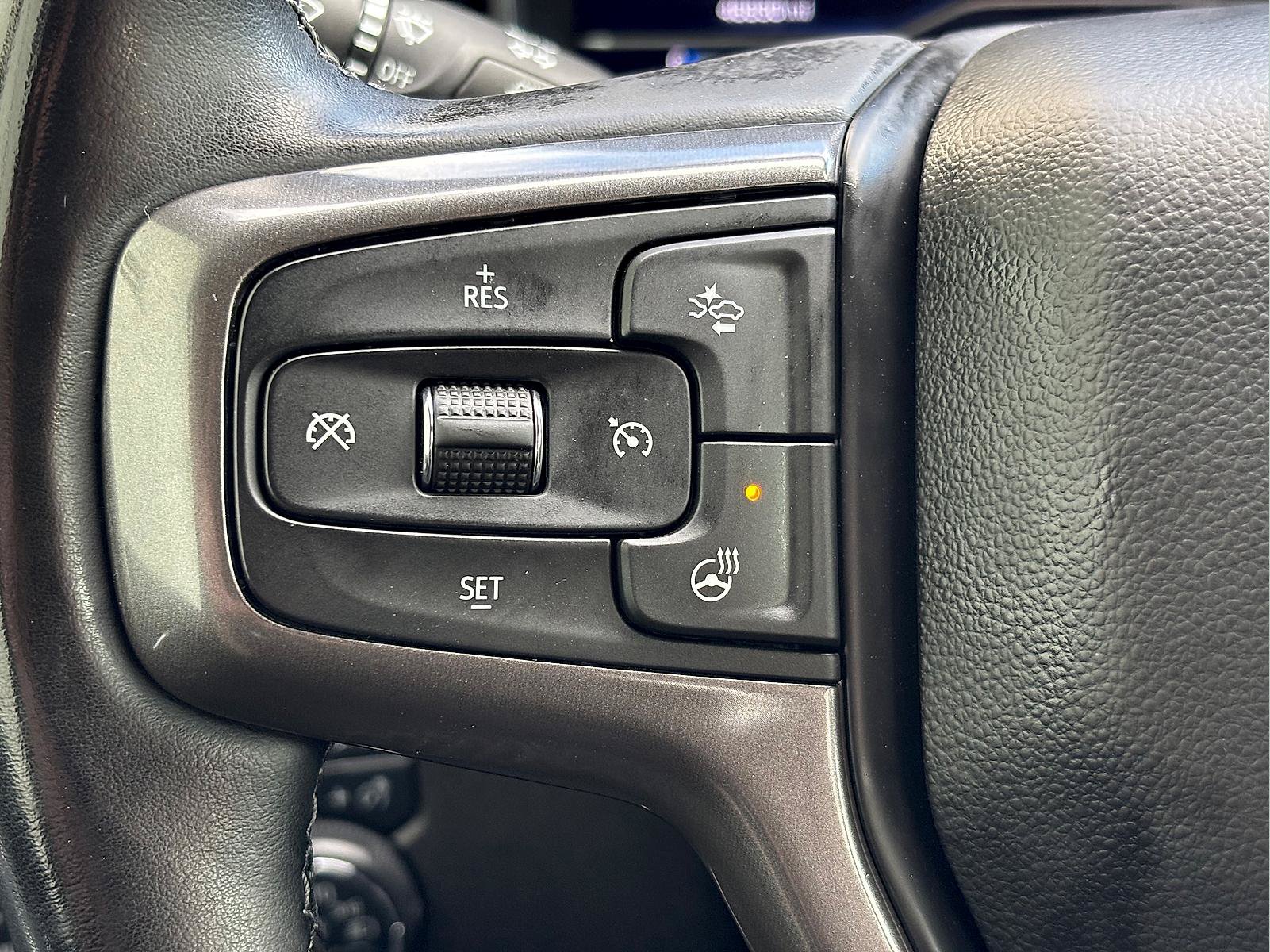 Used 2024 Chevrolet Silverado 2500 High Country w/ Technology Package AWD/4WD image 34