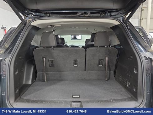 Used 2020 Chevrolet Traverse LT w/ Driver Confidence II Package image 13