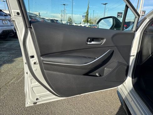 Used 2021 Toyota Corolla SE w/ Carpet Mat Package (TMS) image 17
