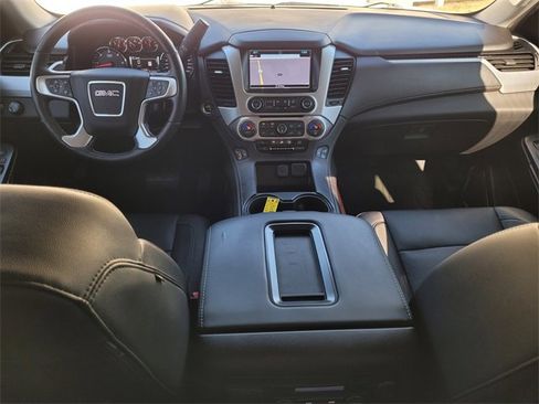 Used 2020 GMC Yukon SLT image 12