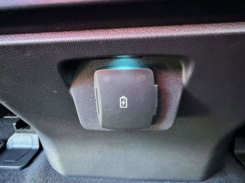 Used 2025 Ford F150 STX w/ Equipment Group 200A image 13