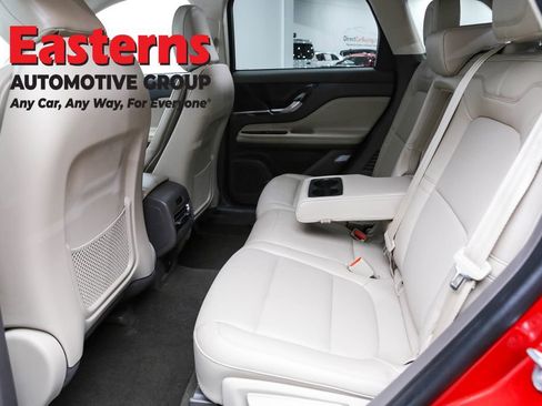 Used 2022 Lincoln Corsair FWD w/ Equipment Group 101A image 22