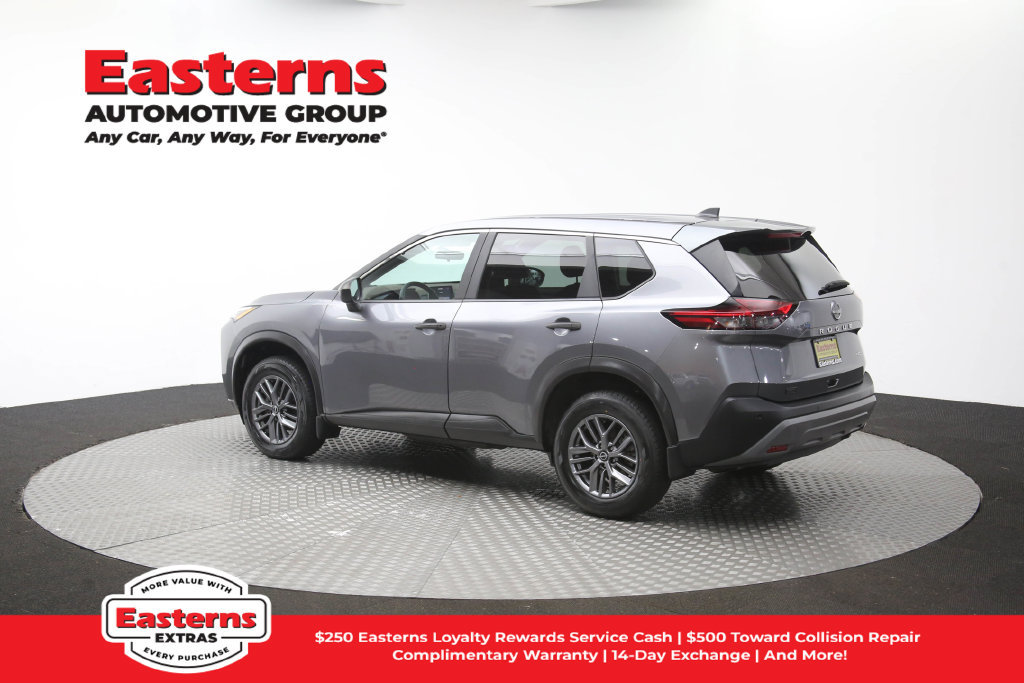 Used 2023 Nissan Rogue S AWD/4WD image 66