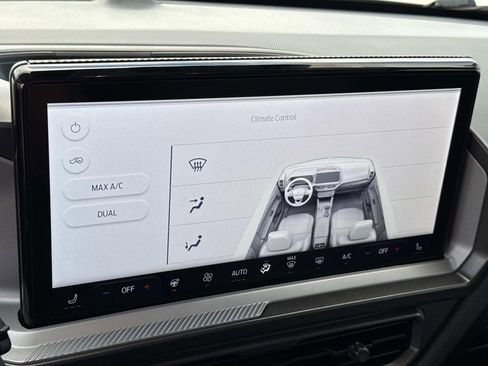 Used 2025 Ford Bronco Sport Badlands image 14