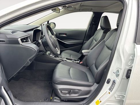 Used 2023 Toyota Corolla XLE image 16