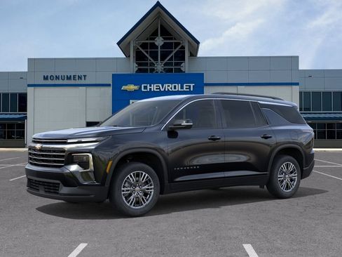 New 2027 Chevrolet Traverse LT w/ Driver Confidence Package FWD image 2