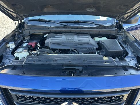 Used 2021 Nissan Titan SV w/ Accessory Utility Package AWD/4WD image 21