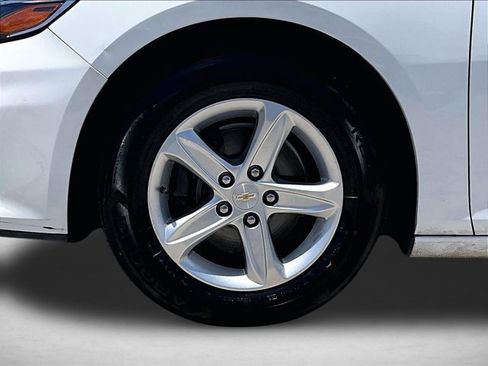 Used 2023 Chevrolet Malibu LS FWD image 10