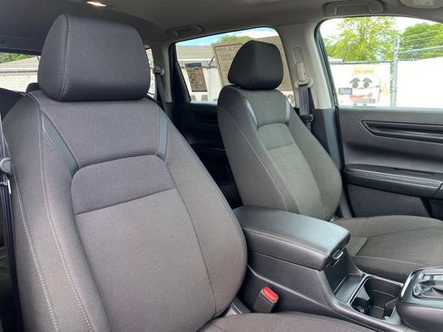 Used 2024 Honda CR-V EX image 17