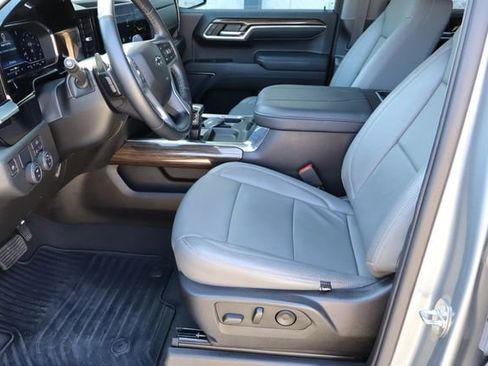 Used 2023 Chevrolet Silverado 1500 RST RWD image 15