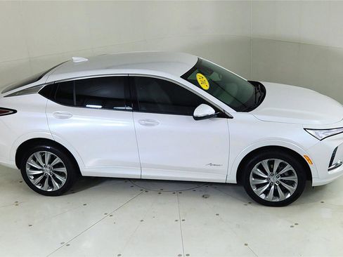 Used 2024 Buick Envista Avenir image 23