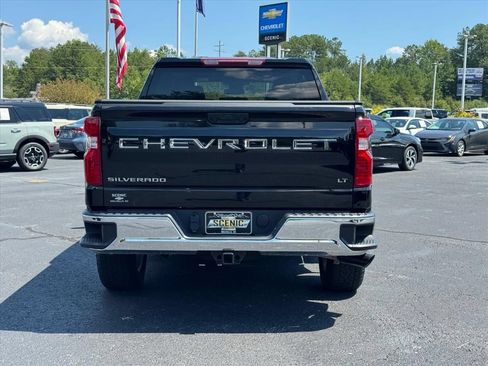 Used 2025 Chevrolet Silverado 1500 LT AWD/4WD image 4