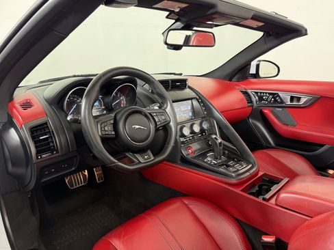 Used 2016 Jaguar F-TYPE R AWD/4WD image 4