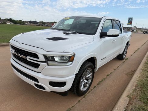 Used 2020 RAM 1500 Laramie w/ Sport Appearance Package AWD/4WD image 7