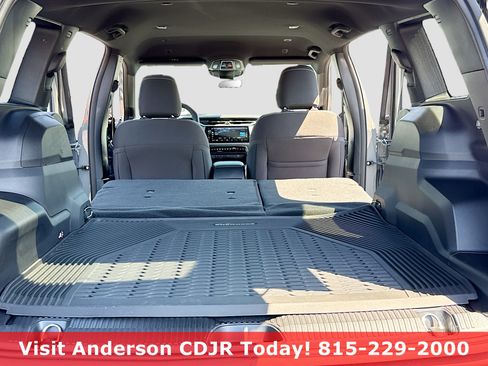 New 2026 Jeep Cherokee Laredo AWD/4WD image 7