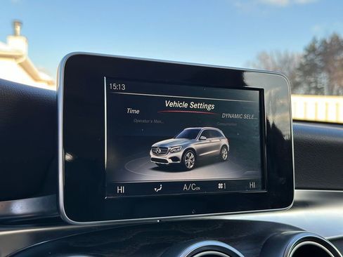 Used 2016 Mercedes-Benz GLC 300 4MATIC image 39