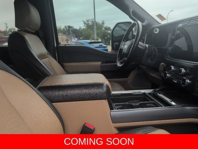Used 2024 Ford F350 Lariat w/ Lariat Ultimate Package AWD/4WD image 10