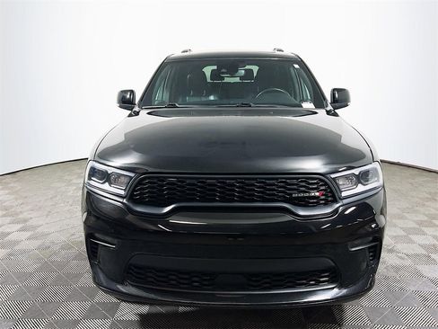 Used 2023 Dodge Durango GT image 3