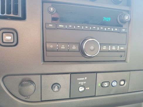 New 2024 Chevrolet Express 2500 w/ Driver Convenience Package image 18