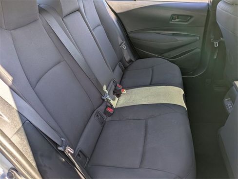 Used 2023 Toyota Corolla LE image 33