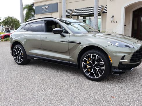 Used 2023 Aston Martin DBX 707 AWD/4WD image 3