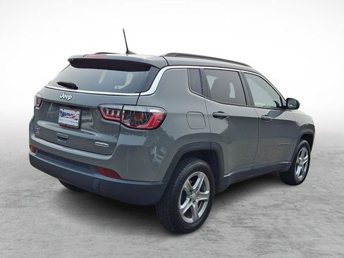 Certified 2024 Jeep Compass Latitude AWD/4WD image 5