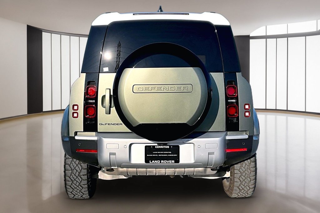 Certified 2024 Land Rover Defender 110 S AWD/4WD image 5
