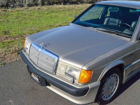Used 1987 Mercedes-Benz 190 E 2.3-16 image 16