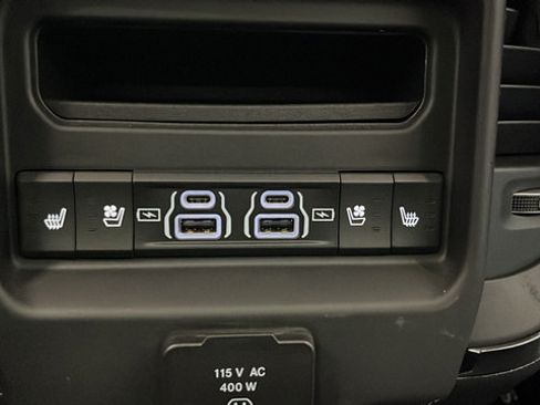 Used 2025 RAM 1500 Limited w/ Trailer Tow Group AWD/4WD image 39