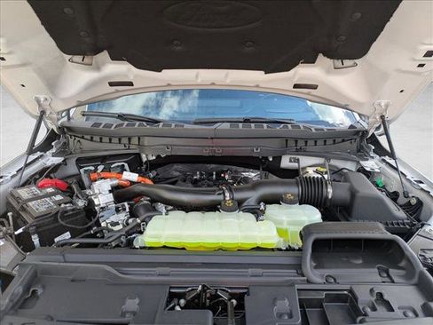 New 2025 Ford F150 Platinum w/ Equipment Group 702A High image 17